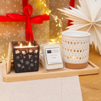 Świąteczny zestaw prezentowy - świeca sojowa + kominek + wosk do kominka
